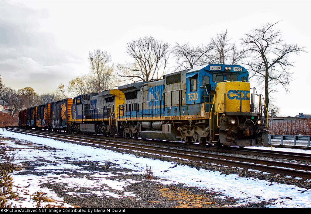 CSX 7530 on Q-434